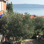 J&d Апартаменты *