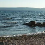 J&d Apartment