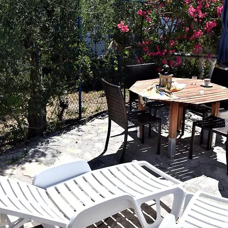 Διαμέρισμα J&d *