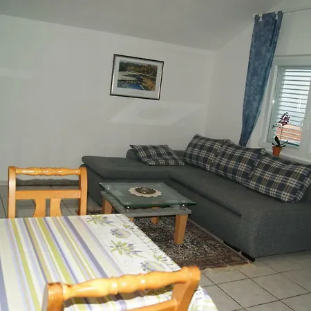 Διαμέρισμα J&d *