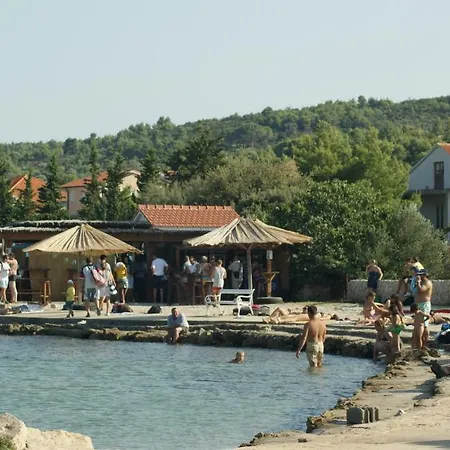 Διαμέρισμα J&d *