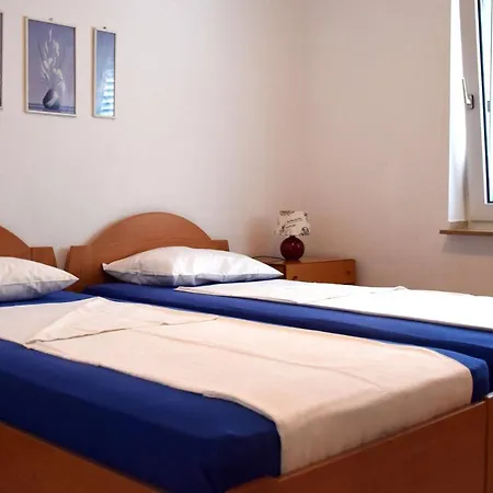 J&d Apartamento Dobropoljana