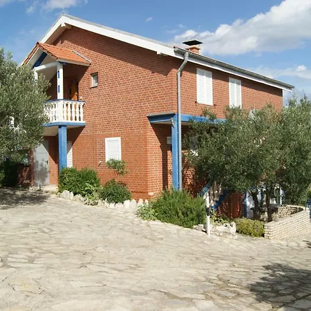 J&d Apartamento Dobropoljana