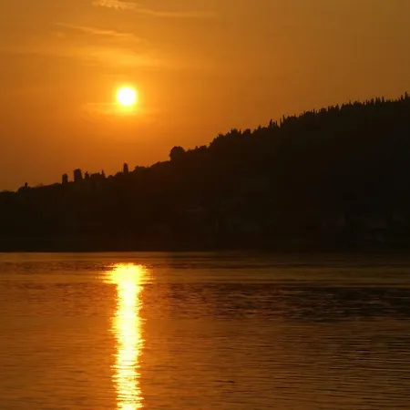 J&d Apartamento Dobropoljana